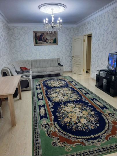 2-к. квартира, 60 м², 2/7 эт.