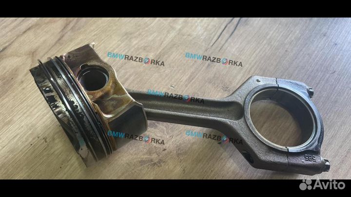 Поршень BMW X5 E70 рест. 2010