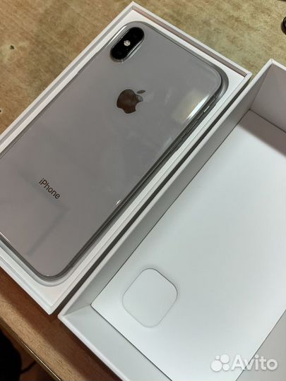 iPhone X, 256 ГБ