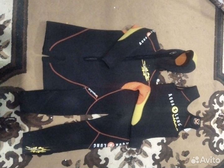 Полосухой гидрокостюм