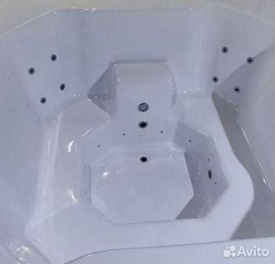 Гидромассажная ванна KUP-6838