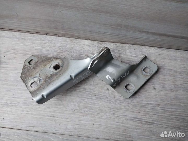 Петли капота Renault Megan 2