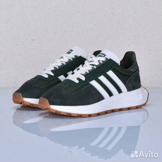 Кроссовки женские Adidas Retropy Green