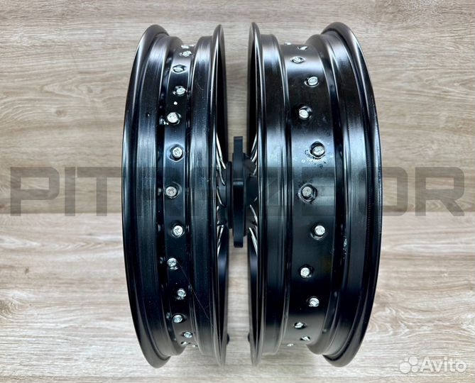 Компл. дисков motard 17x2,5/17x3,5 kayo K6, CRF