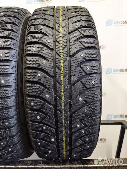 Bridgestone Ice Cruiser 7000 215/55 R17 98T