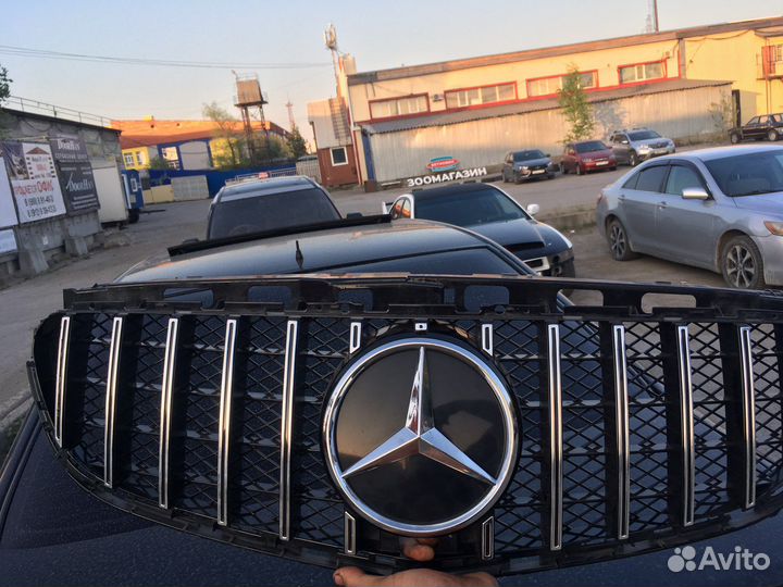 Решетка mercedes w212