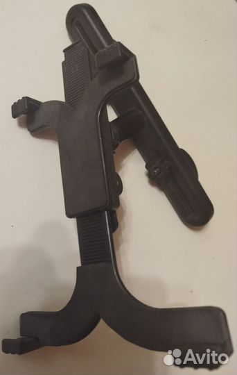 Крепеж для планшета на подголовник