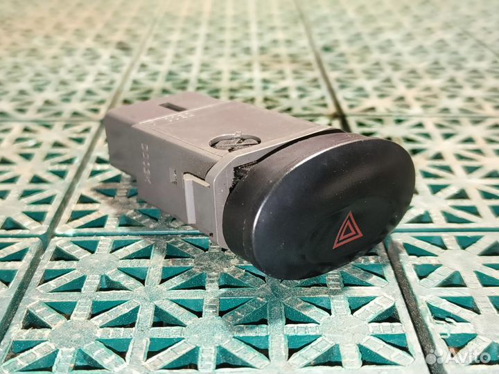 Kнoпка aварийки Daеwоо Мatiz