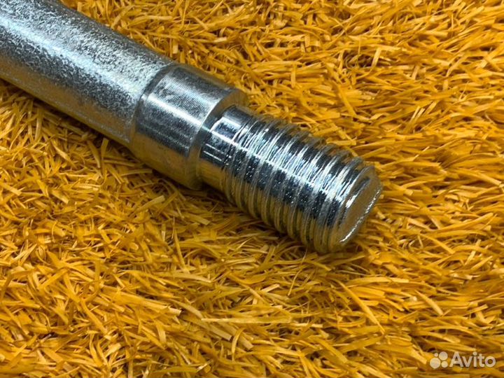 Крюк буксировочный Mercedes-Benz S-Class W221