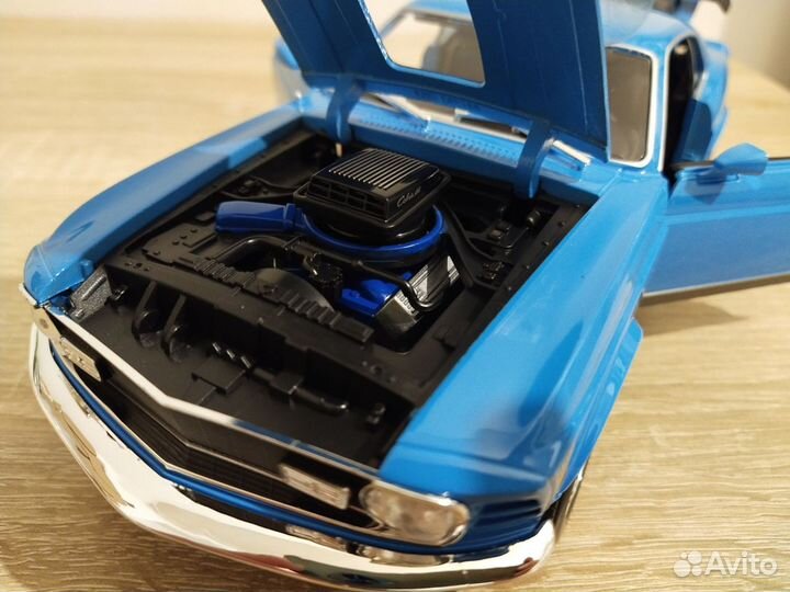 Модель 1:18, Ford Mustang Mach 1, Maisto