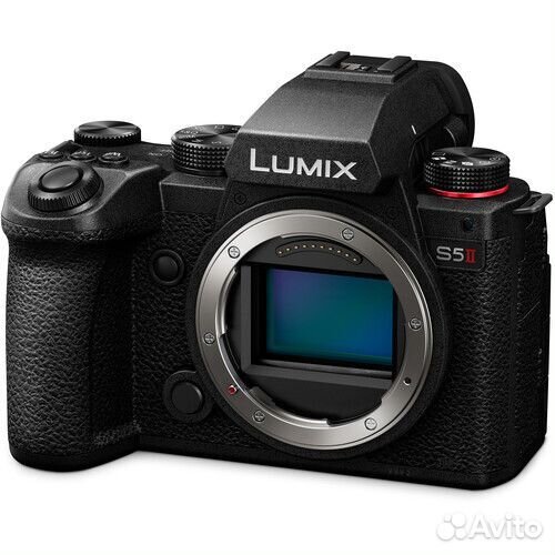 Беззеркальный фотоаппарат Panasonic Lumix DC-S5 II