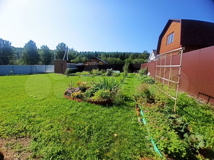 Дом 139 м² на участке 14 сот.