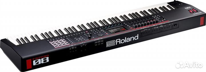 Новый синтезатор Roland fantom-08