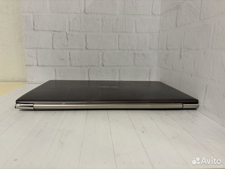 Шустрый ноутбук Asus ZenBook U500V