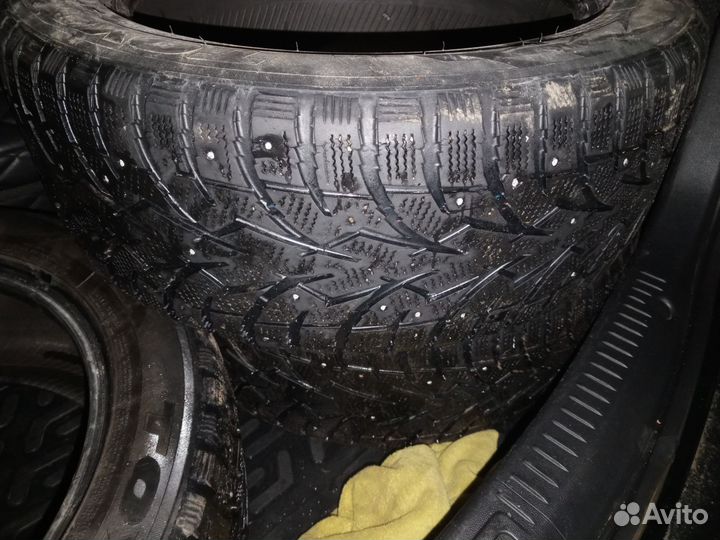 Toyo Versado Noir 215/55 R17