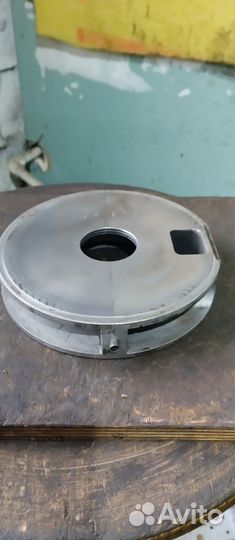 Центральная опора коленвала Ява 634