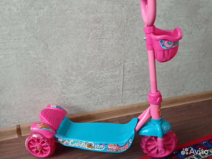 Самокат детский трехколесный