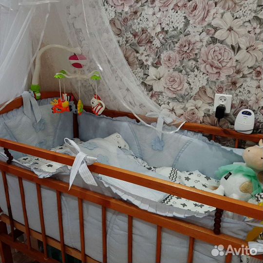 Комплект в детскую кроватку,бортики,балдахин