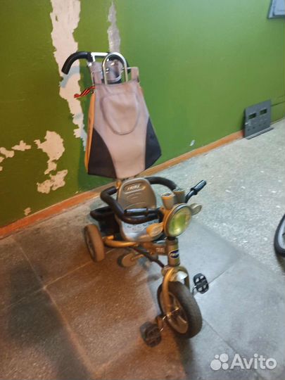 Детский трехколесный велосипед