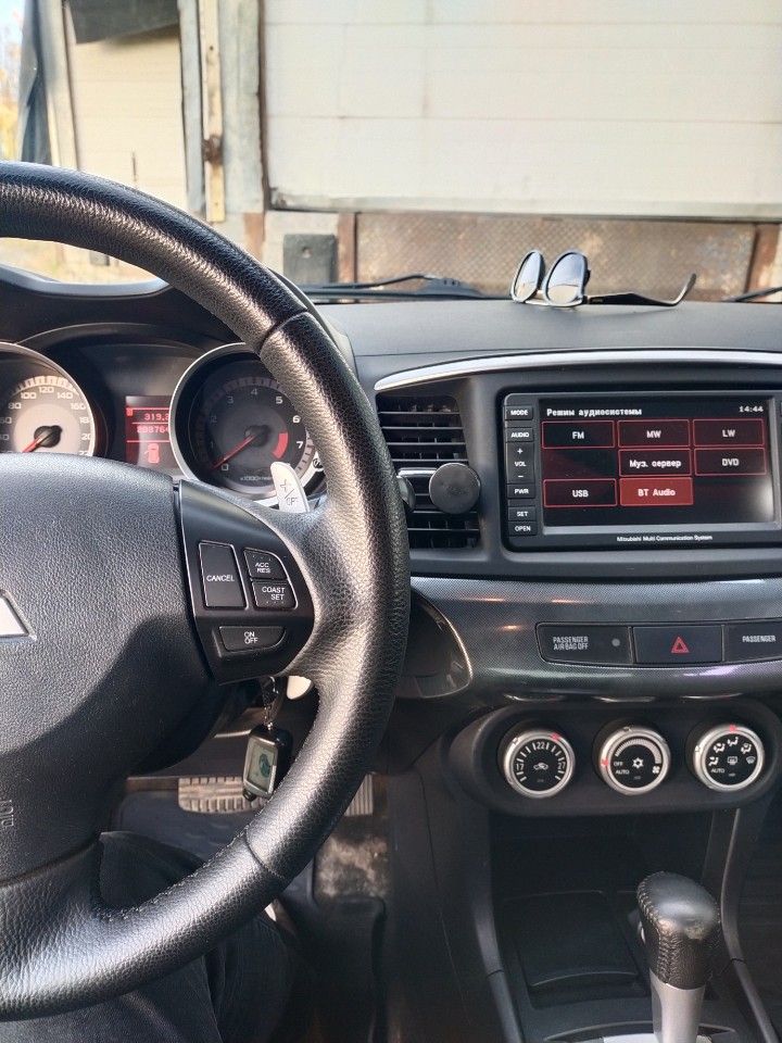 Mitsubishi Lancer: фото владельца