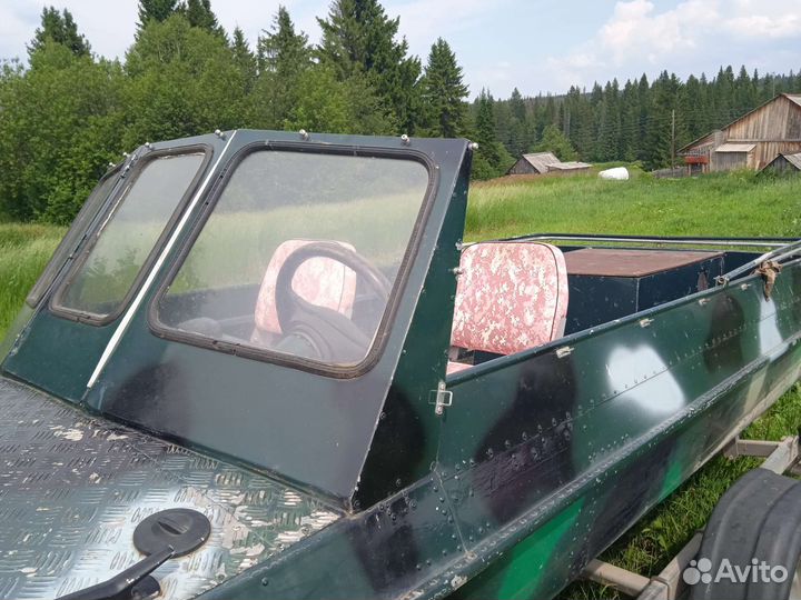 Катер водомет