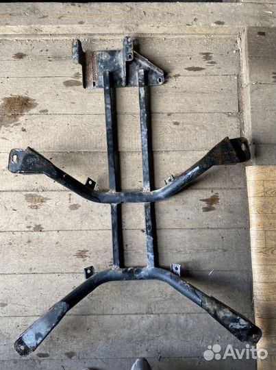 Алюминиевая защита раздатки на LADA 4x4 Нива