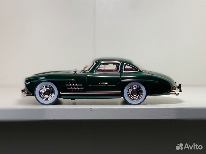 Mercedes-Benz 300SL 1:24