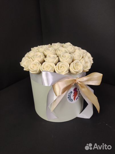 Розы из Бельгийского Шоколада - 37 шт в Коробке