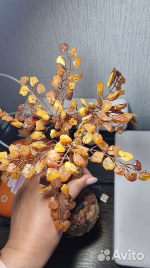 Янтарное дерево