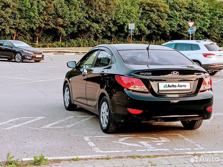 Hyundai Solaris 1.4 AT, 2012, 221 840 км