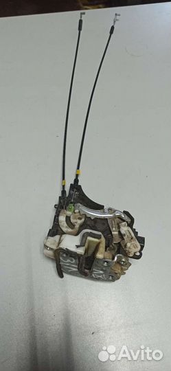 Митсубиши Лансер 10 замок двери задней левой