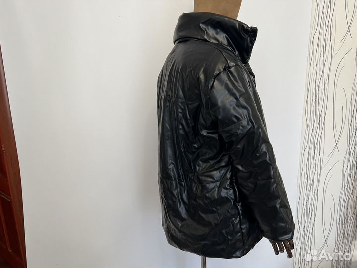 Куртка женская новая 44 46