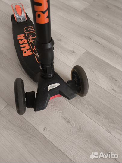 Самокат детский трехколесный бу