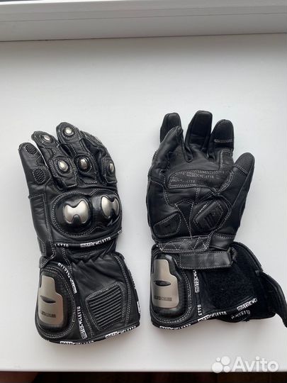 Мотошлем, перчатки