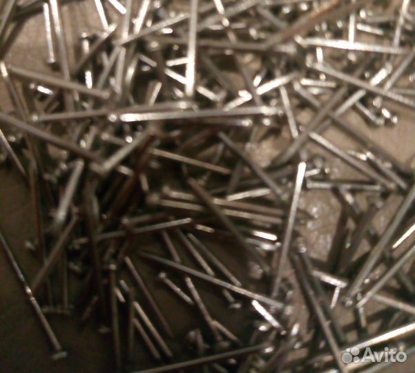 Маленькие гвозди