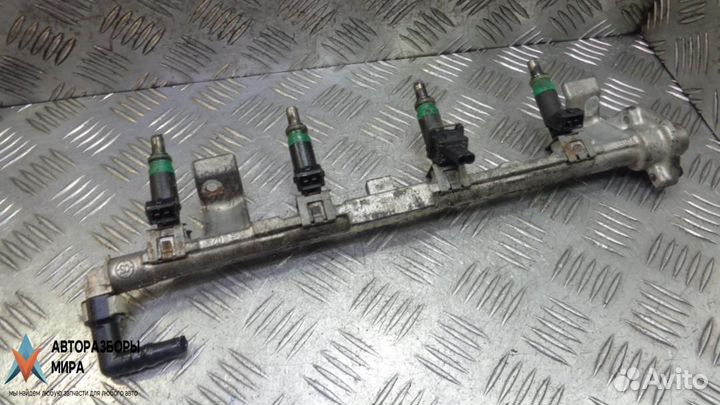 Топливная рампа Ford C-Max 2005