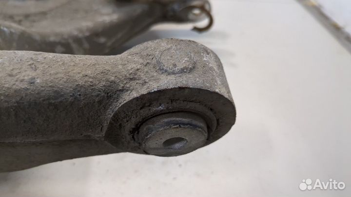 Рычаг подвески левый задний Jaguar XE 2015