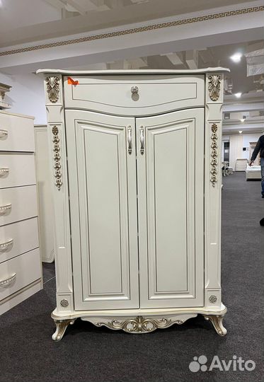 Обувница «Маркиза»