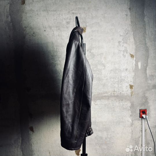 Винтажный бомбер из толстой кожи 90-е