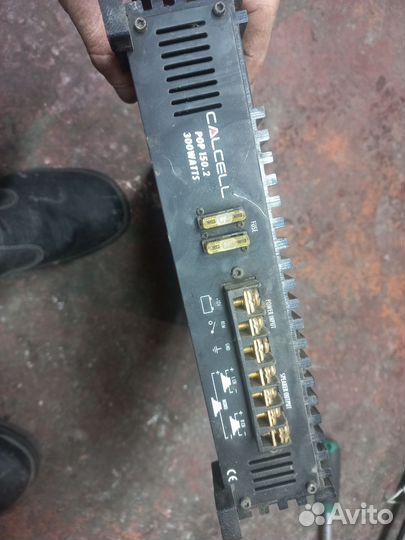 Акустика в автомобиль