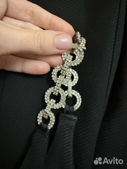 Платье силуэтное миди с камнями вечернее