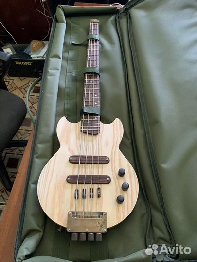 Тревел-Бас гитара laika