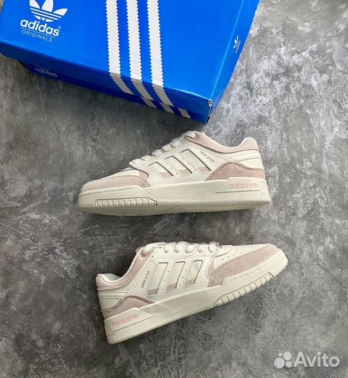 Кроссовки adidas