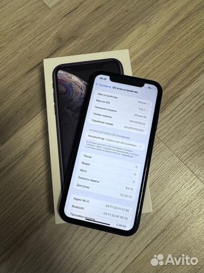 iPhone Xr, 64 ГБ