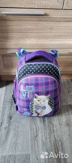 Ранец школьный для девочки новый