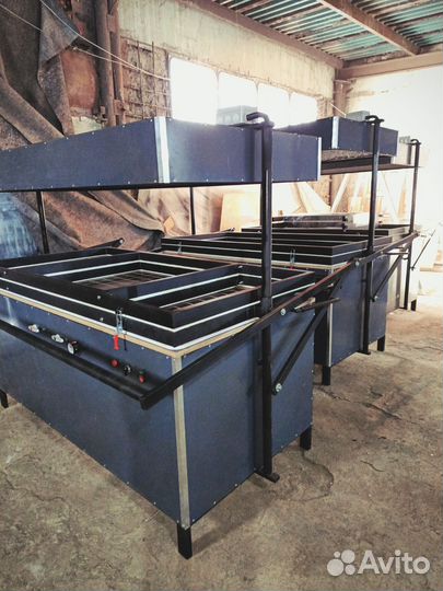 Вакуумно-формовочный станок