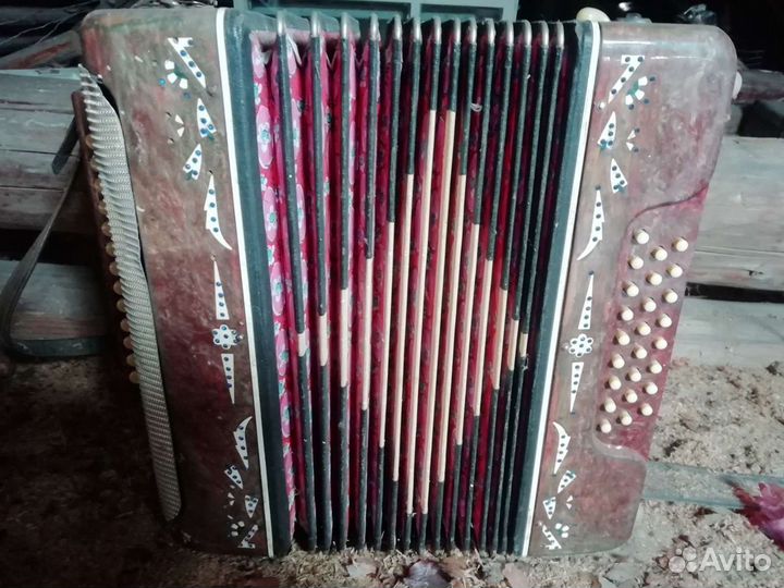 Продам боян, 2 штуки с чемоданами