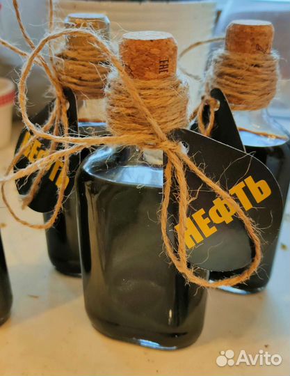 Нефть сувенирная