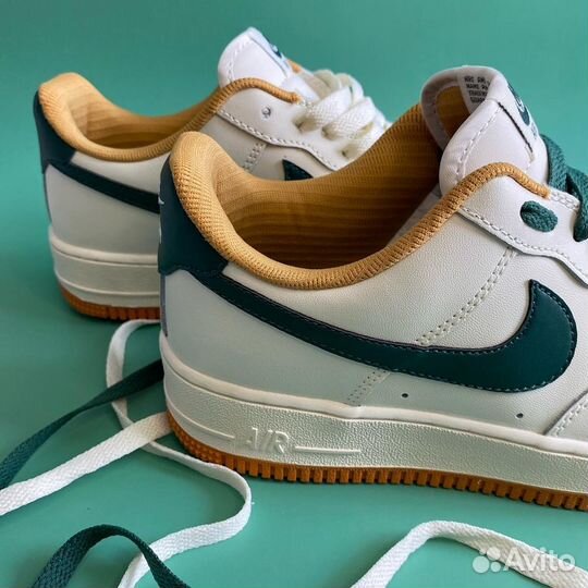 Кроссовки Nike air force 1