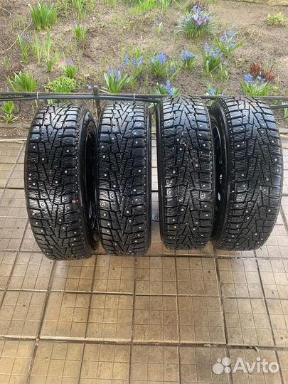 Roadstone Winguard WinSpike 185/65 R15